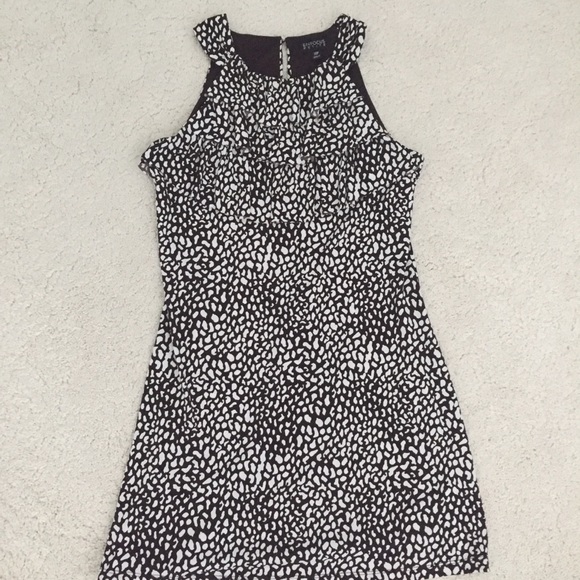 Brown and white short summer dress - Picture 1 of 8